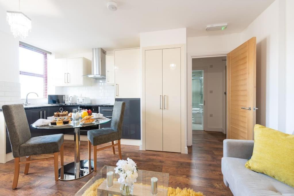 City Apartments By Elegance Living 피터버러 객실 사진